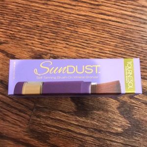 SunDust Self Tanning Brush on Mineral Bronzer